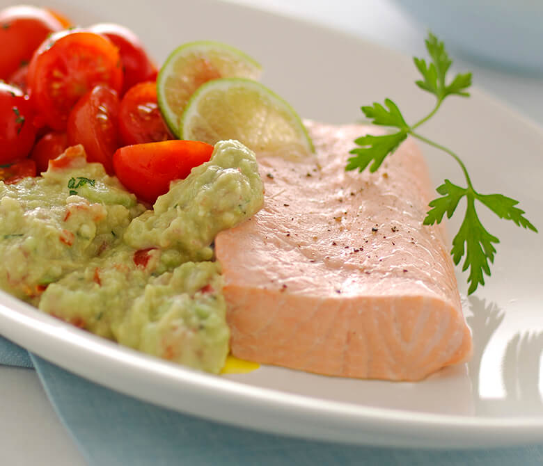 Salmone Naturale Con Salsa Di Avocado E Pomodorini Rio Mare